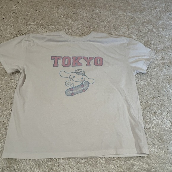 Sanrio Cinnamoroll Tokyo Japan Limited T-Shirt Skateboard Size M~L - Picture 1 of 4